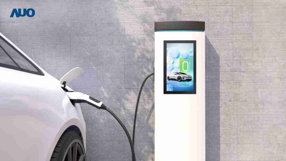 友達〝EVSE車用充電樁解決方案〞專為電動汽車充電樁設計，，，，具有高亮度、、、克服戶外艱難環境的耐溫、、耐紫外線等特性，，，，並搭載散熱性及擴充性強的高效能工業電腦，，，，可實現人機互動訴求，，，，如資訊顯示、、、、支付等應用